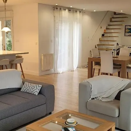 De Standing Proche Airbus Et Meet Villa *